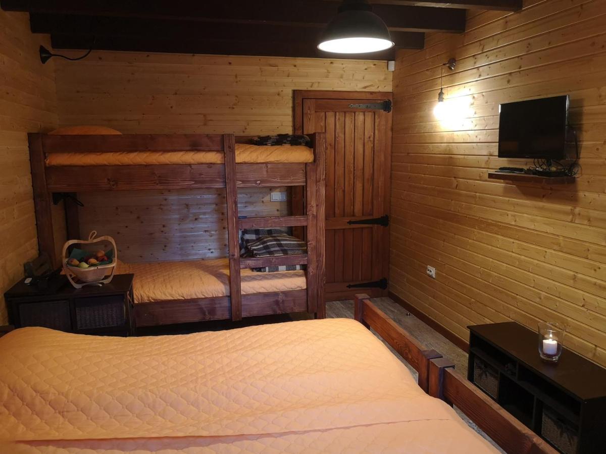 Zheleznitsa Pinus Villas Lodge With Private Jacuzzi & Phyto-Sauna Retreat מראה חיצוני תמונה
