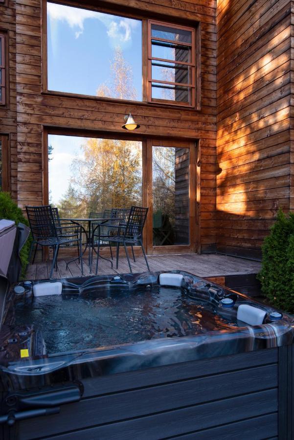 Zheleznitsa Pinus Villas Lodge With Private Jacuzzi & Phyto-Sauna Retreat מראה חיצוני תמונה