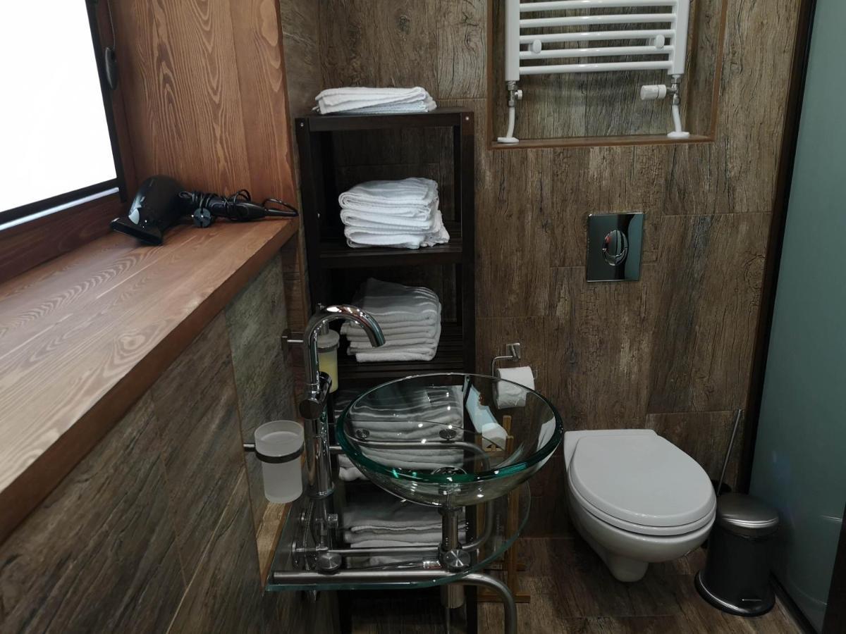 Zheleznitsa Pinus Villas Lodge With Private Jacuzzi & Phyto-Sauna Retreat מראה חיצוני תמונה